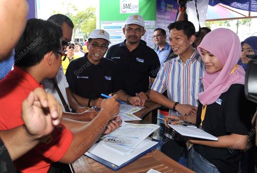 JB04_05122014_USAHAWAN_MUDA