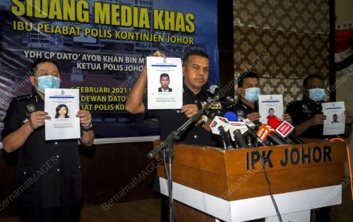 DATUK AYOB KHAN MYDIN PITCHAY
