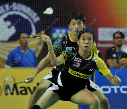 JB04_06052012_BADMINTON