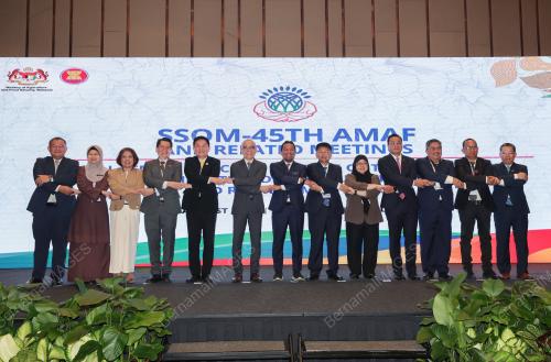 DATUK LOKMAN HAKIM ALI 