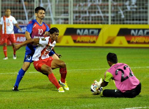 JB04_07012013_LIGA_PERDANA