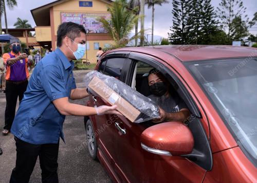 DATUK DR RADZI JIDIN