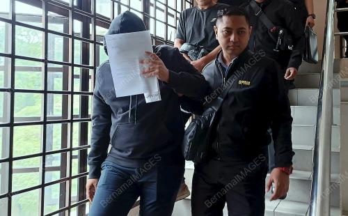 MOHD EDISAHRIL MOHD NOOR