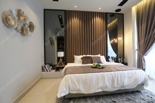 RUMAH_CONTOH