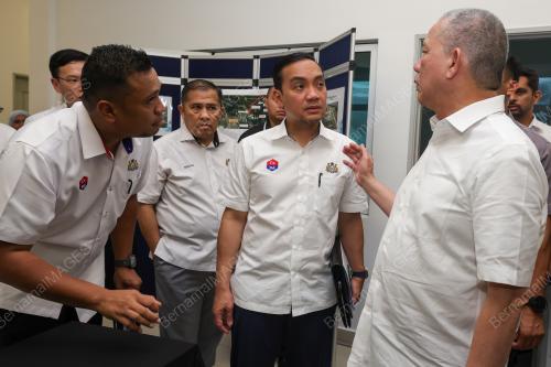 DATUK SERI FADILAH YUSOF 
