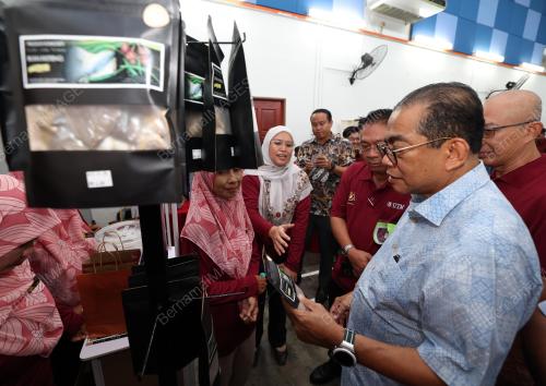 DATUK SERI MOHAMAED KHALED NORDIN