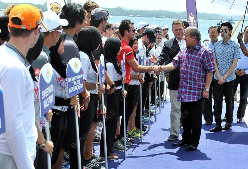JB04_09022015_MONSOON_CUP