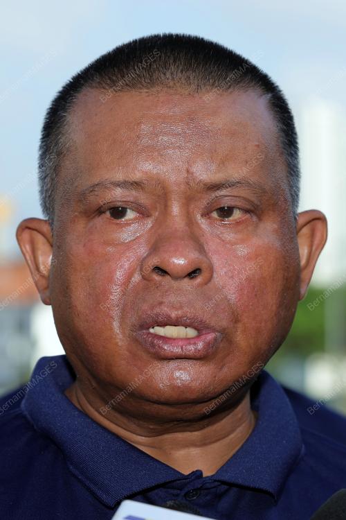 DATUK KAMARUL ZAMAN MAMAT