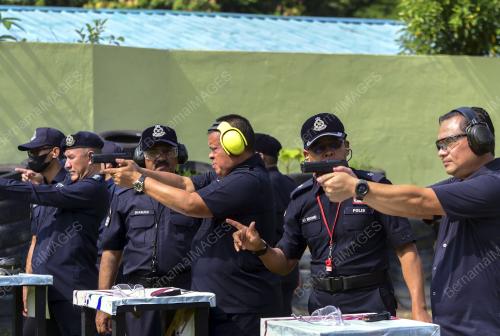DATUK KAMARUL ZAMAN