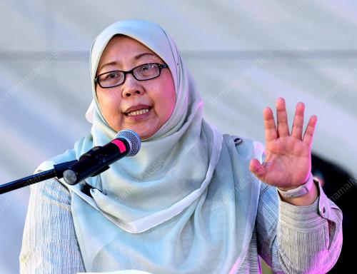 SENATOR FUZIAH SALLEH