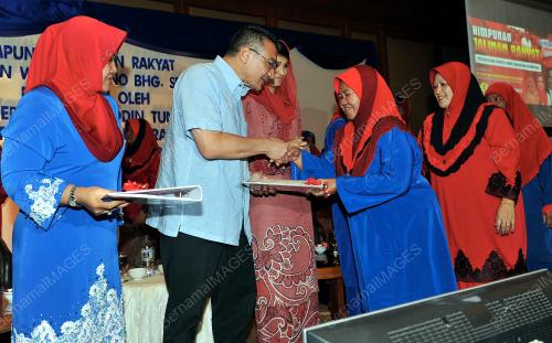 JB04_10012015_WANITA_UMNO