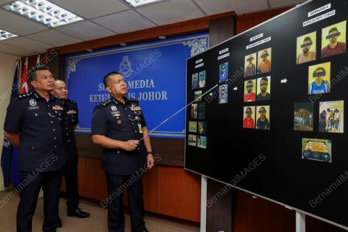 DATUK KAMARUL ZAMAN MAMAT