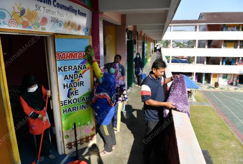 JB04_10032019_PEMBERSIHAN_SEKOLAH
