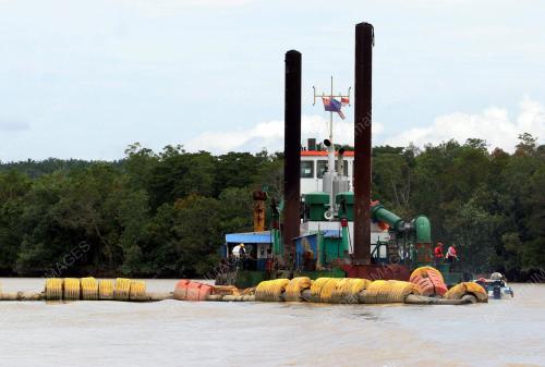 KAPAL CUTTER SUCTION DREDGER