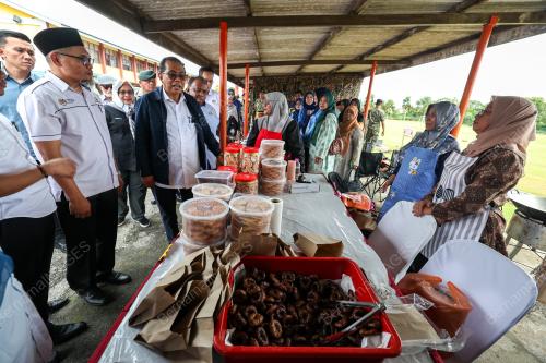 DATUK SERI MOHAMED KHALED NORDIN 
