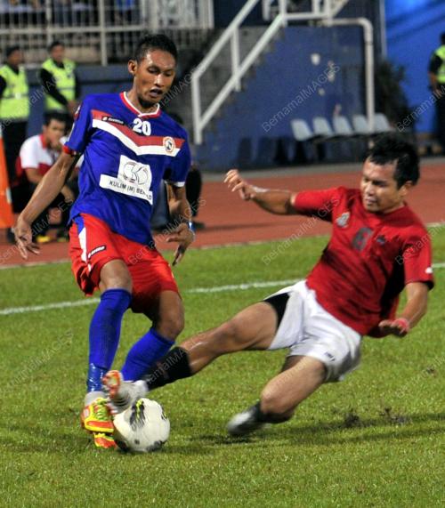 JB04_11052012_LIGA_PERDANA