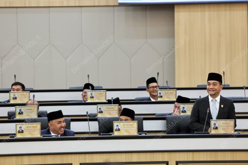 DATUK ONN HAFIZ GHAZI 