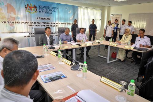 JB04_11112018_LAWATAN_BN201811083067