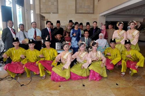 JB04_12012016_ZAPINn_GHAZAL