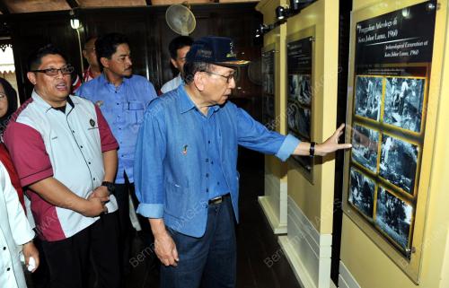 JB04_12032013_RAIS_YATIM