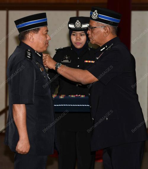JB04_12092018_PENGANUGERAHAN_P.J.P.N