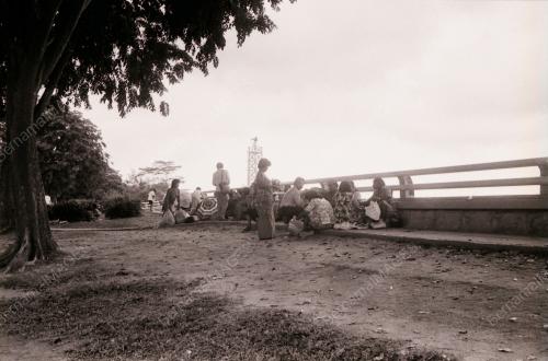 PENYELUDUP KECIL-KECILAN