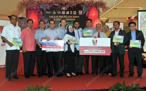 JB04_13022015_FESTIVAL_LAYANG