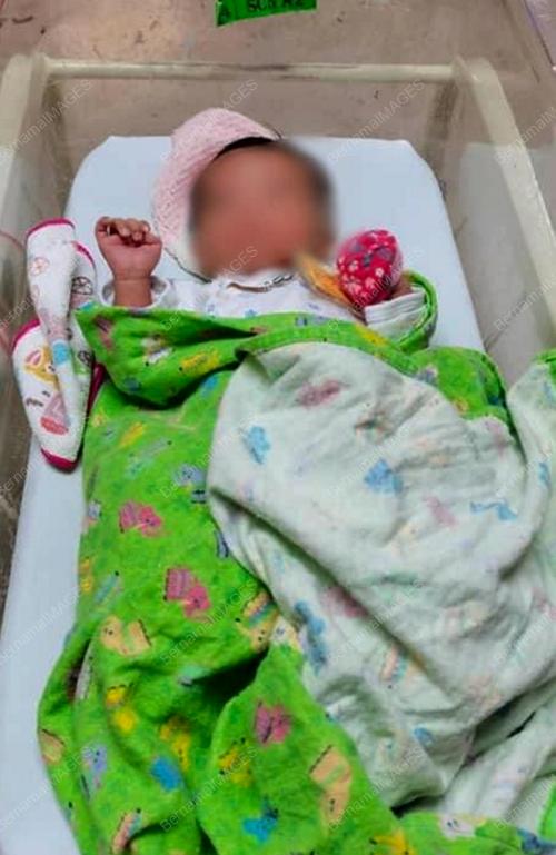 BAYI PEREMPUAN