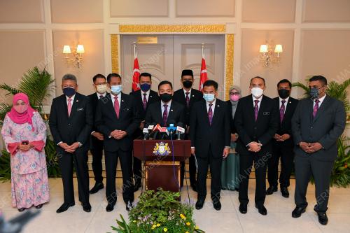 DATUK ONN HAFIZ GHAZI 