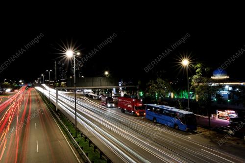 LEBUHRAYA_GUDANG