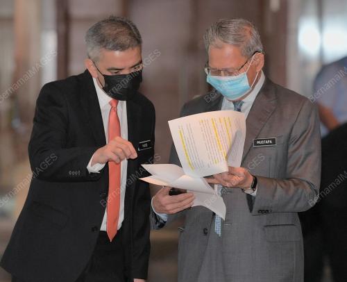 DATUK SERI MUSTAPA MOHAMED