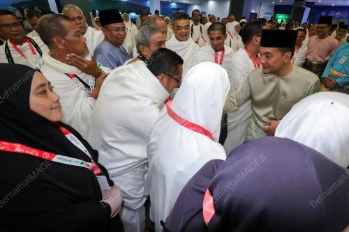 DATUK ONN HAFIZ GHAZI 