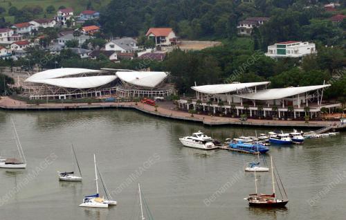 DANGA BAY LEAF