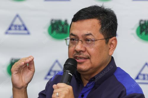HASNI AHMAD