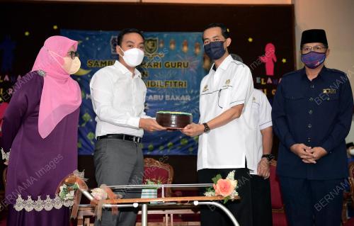 DATUK ONN HAFIZ GHAZI