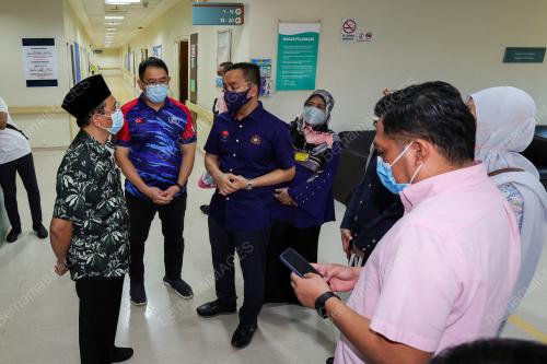 DATUK ONN HAFIZ GHAZI 