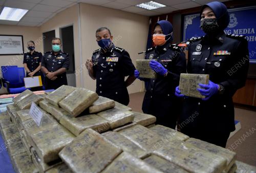 JB04_16082021_SELUDUP_GANJA