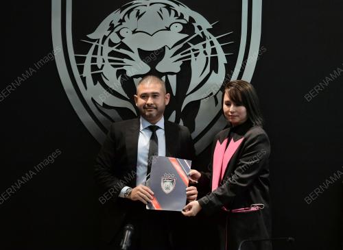 TUNKU ISMAIL SULTAN IBRAHIM