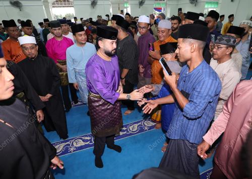 TUNKU MAHKOTA ISMAIL