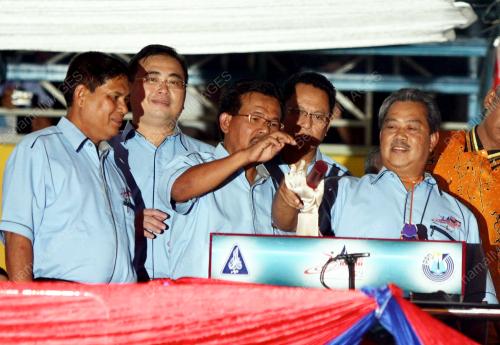 MUHYIDDIN YASSIN