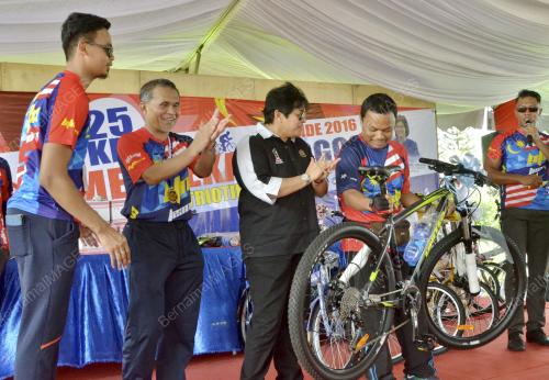 JB04_18082016_FUN_RIDE_2016