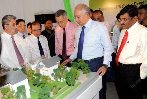 JB04_19022013_NAJIB_RUMAH