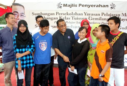 JB04_19042013_PR13