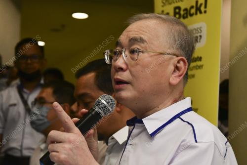 DATUK SERI WEE KA SIONG