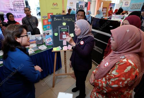 DATUK SERI NANCY SHUKRI