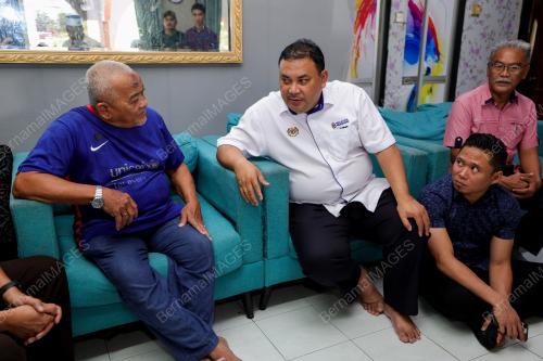 DATUK AZMAN ABIDIN