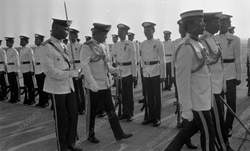 JB04_20032015_AGONG_BERANGKAT