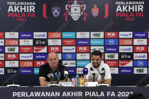 SIDANG MEDIA FINAL PIALA FA