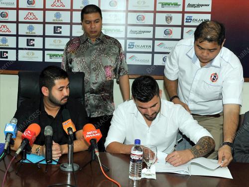 JB04_21082013_JDT_PEMAIN_BARU