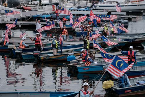 KONVOI BOT JALUR GEMILANG